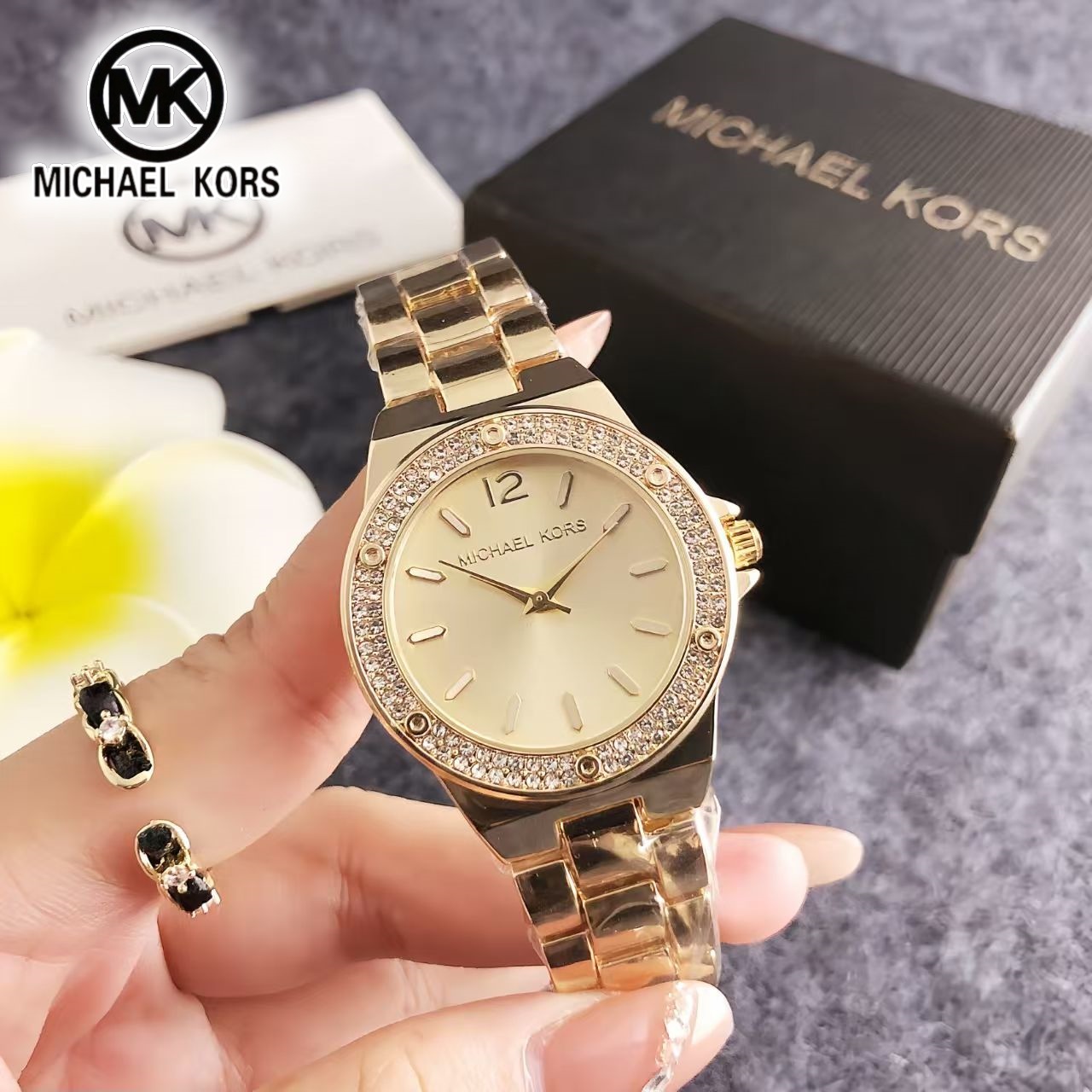 Michael Kors Fashion Luxury Wo - Luxury Watch Photography 评论和价格