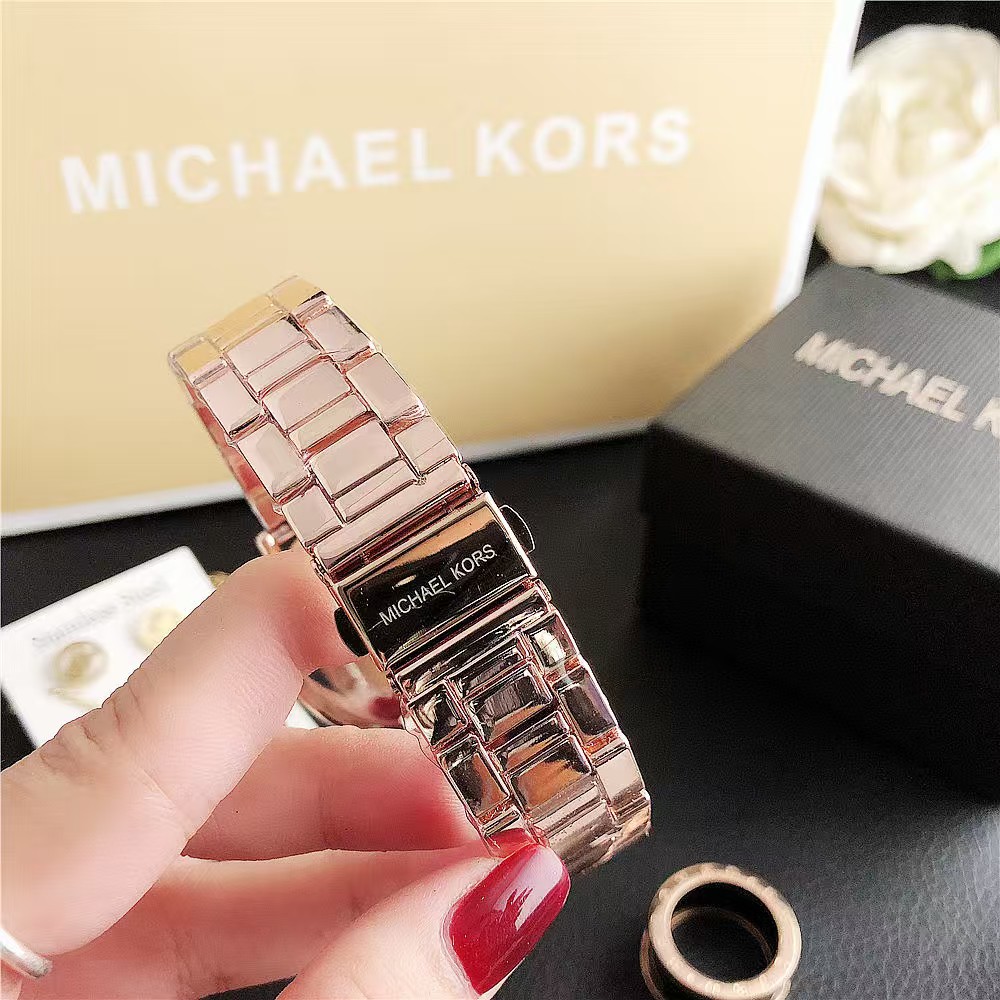 MICHAEL KORS Light Luxury Wome - Luxury Watch Photography 评论和价格